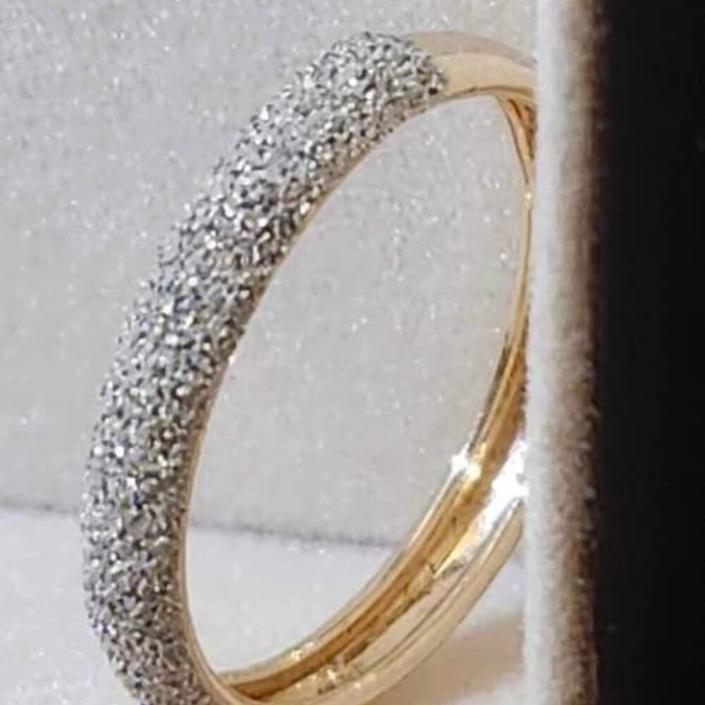 14kt Gold Sparkle Band Ring